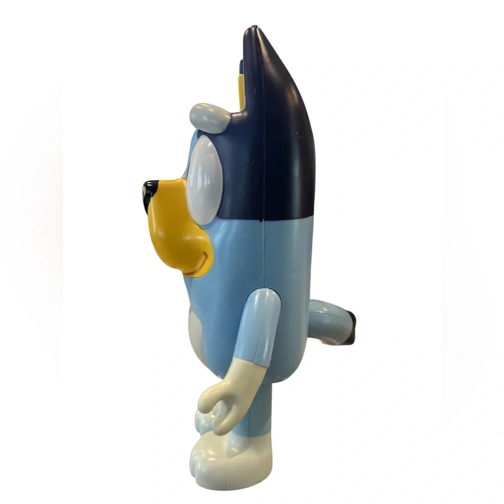 Bluey & Bingo Best Friends Oversized Poseable Toy Figures